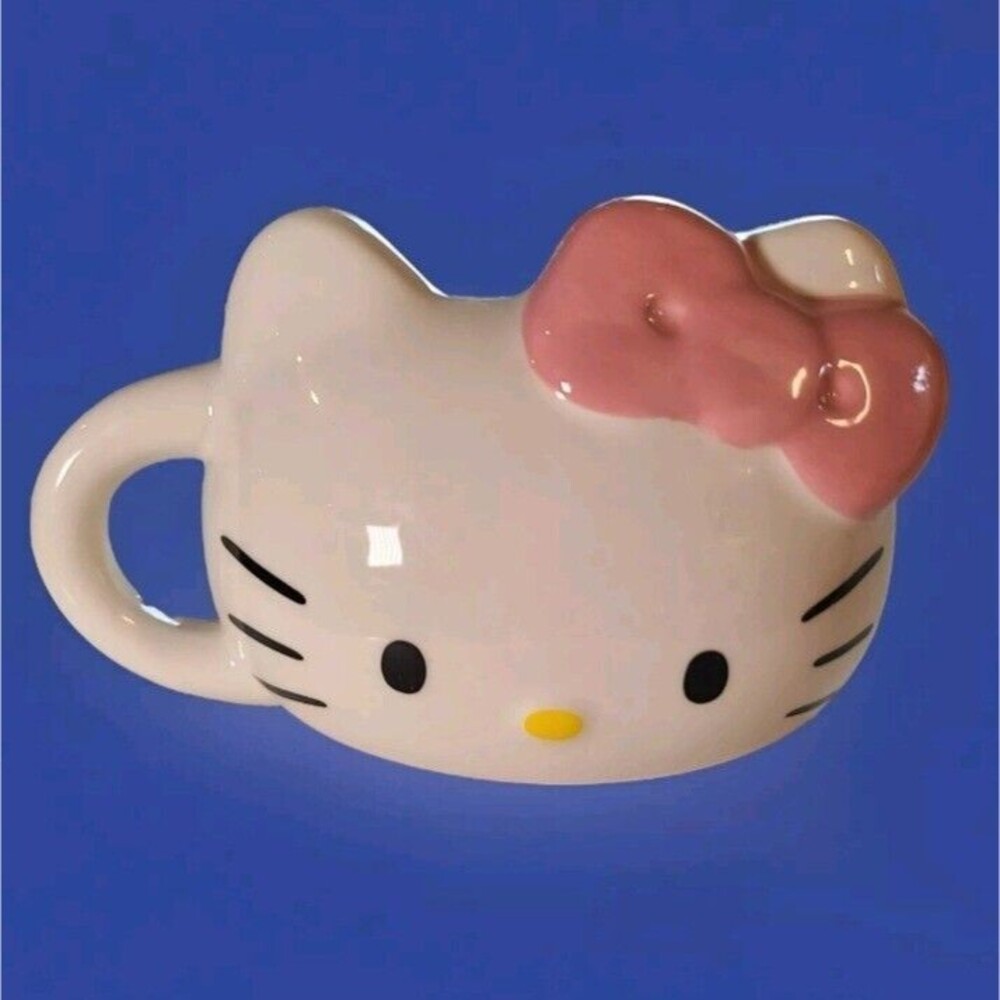 Hello Kitty 🌸 Face Ceramic 3D Mug Coffee Gift Pink Bow Kitty White New! 🆕️